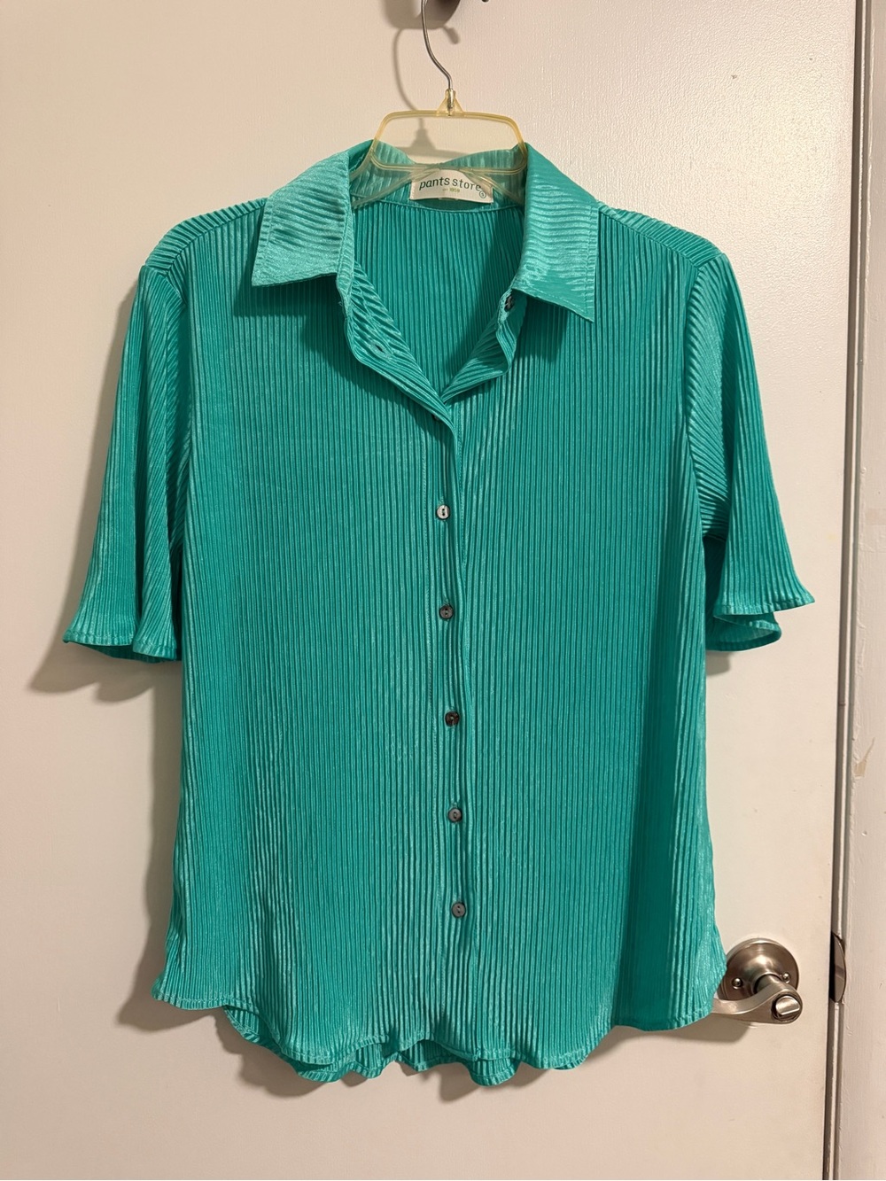 The pants store Pleated Button-Front Women’s Top in Teal size small